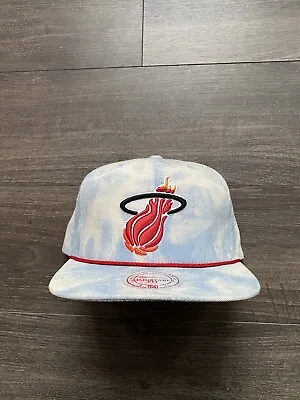 Mitchell & Ness NBA Miami Heat Bleached Denim Snapback Hat • £15