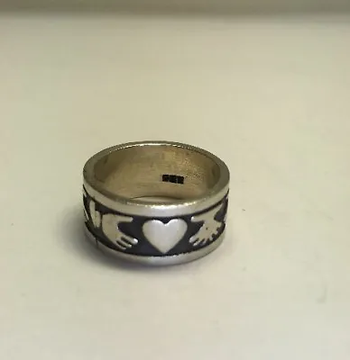 Vintage Solid Sterling Silver Modern Claddaugh Band Ring Size 6 R34 • $27.79