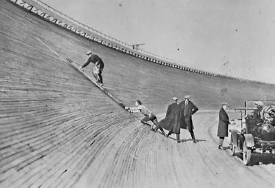 Harley-Davidson 8-valve V-twin Racer Record Attempt Beverly Hills Boardtrack • $4.95