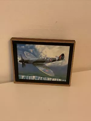 £3 • Buy Spitfire Picture Small In Frame