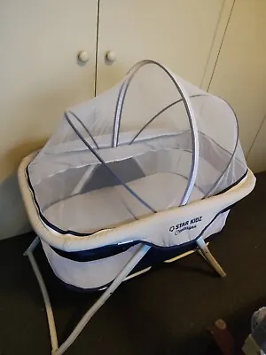 Star Kidz Compagno Baby Portable Bassinet Grey • $49