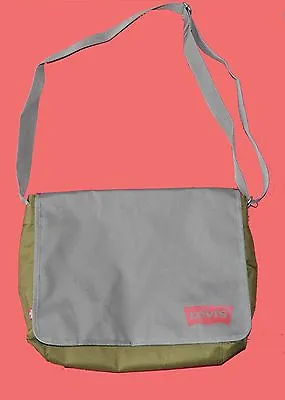 BNWT LEVI'S  MESSENGER CROSSBODY LAPTOP BAG 13.3  GREEN/GREY Guaranteed Original • £18