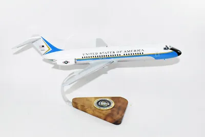 Air Force Two VC-9 31681 18-inch Mahogany Model • $383