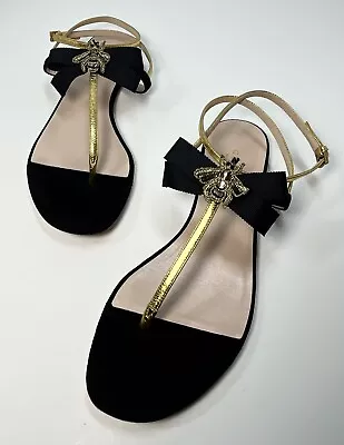 Gucci Moody Bee Black & Gold Flats Buckle Thong Sandals Embellished Bow Size 37 • $399.99