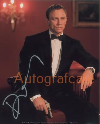 Daniel Craig 007 Pre Printed Autographed 8 X10 (signature Is Part Of The Photo) • £5.50