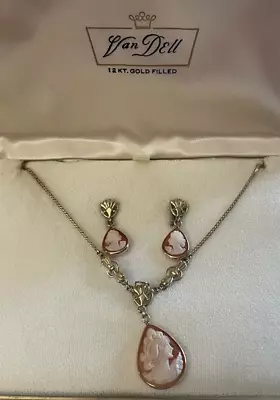 VAN DELL 12kt GOLD FILLED Shell CAMEO CLIP EARRINGS & NECKLACE SET  W Case 40’s • $113.52