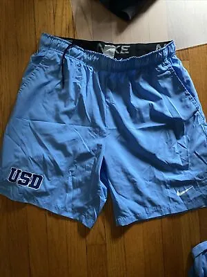 Nike San Diego Basketball Men’s XL Team Issued Shorts • $45