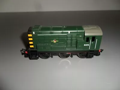 Hornby BR Green D4174 Class 08 Diesel Shunter • £33.95