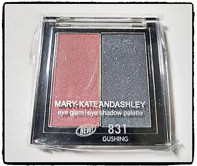 Mary Kate & Ashley Eye Glam Gushing 831 - Cosmetics Palette Eyeshadow Women Make • $9.50