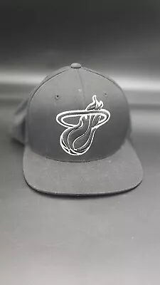 Mitchell And Ness Miami Heat Black White Snap Back Hat • $15