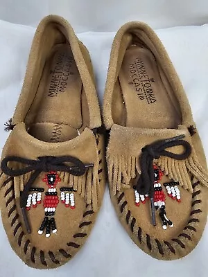 Minnetonka Women Suede Brown  Leather Moccasins THUNDERBIRD BEAD Women's Size 5  • $12