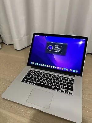 MacBook Pro 15  Retina Mid 2015 Intel Core I7 2.20Ghz 16GB 256gb SSD • $350