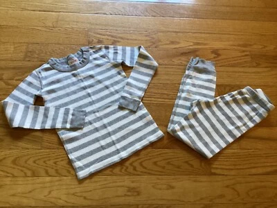 $7.99 • Buy Hanna Andersson Boy 120 (6/7) Snug Fit LS Gray & White Pajama Set