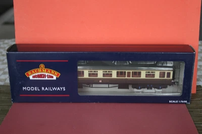 £30 • Buy Bachmann Collett Chocolate & Cream 3rd Class Coach. 34-052. Excellent Boxed.