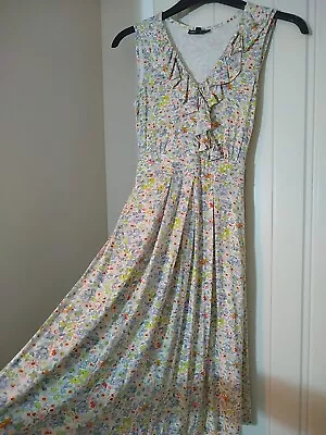 A1 Warehouse Floral Print Dress Size 8 • £10