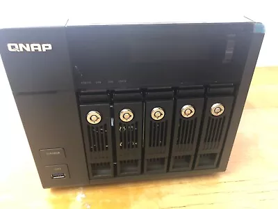 QNAP TS-559 Pro II 5 Bays All-in-one Business-class NAS Server • $650