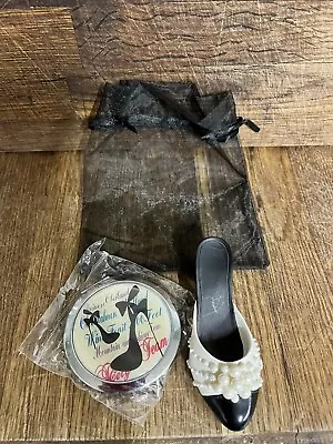 £5.75 • Buy Just The Right Shoe With Compact Mirror.