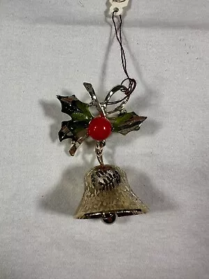 Vintage Christmas Gold  Tone Holly Leaves And Berries With Bell Brooch Pin • $5