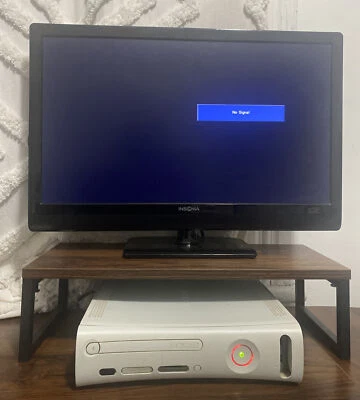$17 • Buy Microsoft Xbox 360 Console Turns On No Signal Red Light Flashing