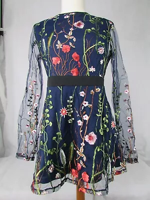 Zaful Womens Dress Embroidered Flare Sleeve Mini Size M • $48.95