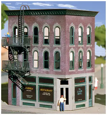 101 BRASS KIT Z-scale Micro Structures  101 The Gilmor Hotel  (not Built) • $75