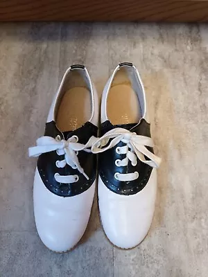 Vintage Women’s Black & White WILLITS  Saddle Shoes Size 8/Pre-owned  • $13.50