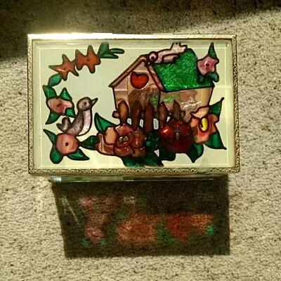 Jewellery Box / Music Box With Stained Glass Top And Spinning Swan Inside • $15