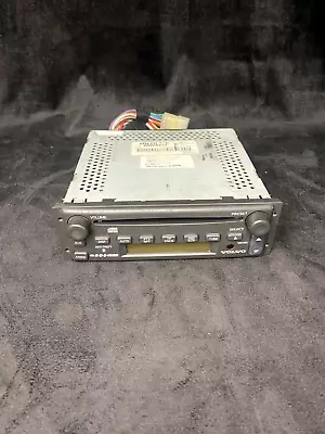 VOLVO Radio Deck P/N 20928239 • $75