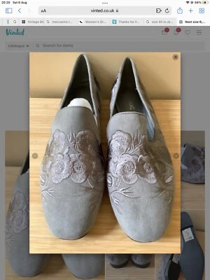 £16.99 • Buy Next Size 6 - Grey Embroidered Flat Oriental Theme Shoes - New With Tags