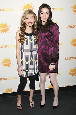 Miranda Cosgrove & Jennette McCurdy In A 11  X 17  Glossy Photo Poster  • $16.99