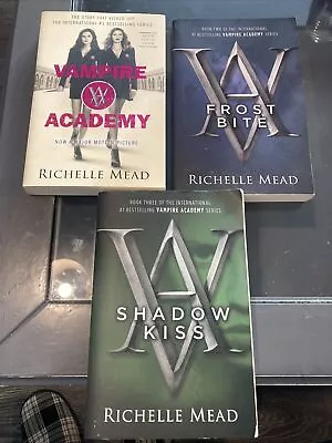 3 X Richelle Mead Vampire Academy Books - Frost Bite Shadow Kiss 1 2 3 • £4.99