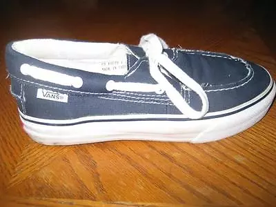 Size 1.5 Boy's VANS  Zapato Del Barco  Boat Sneakers • $24.99