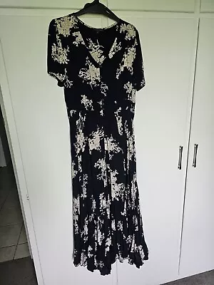 Caroline Morgan Navy Floral Maxi Dress Size 14 • $32