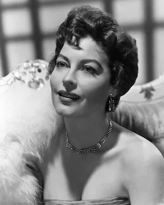 £19.46 • Buy Ava Gardner Beautiful Busty In Low Cut Gown Glamour Pose 8x10 Photograph