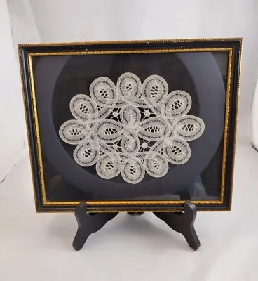 Framed Vintage Antique Cream Lace Doily Centerpiece Artisan Crafted Stunning  • £12.99