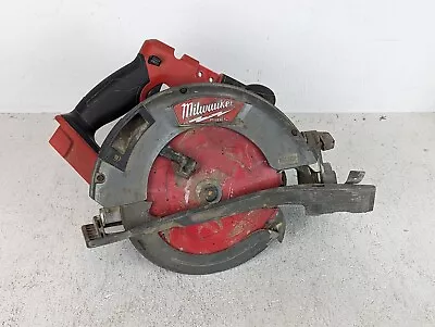 Milwaukee 2732-20 M18 Fuel 18v Cordless 7-1/4  Circular Saw For Parts Or Repair • $59