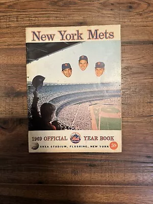 Vintage 1969 Official Yearbook NY  Mets Baseball Team Nice Condition-free Ship. • $19.99
