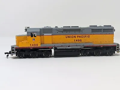HO Diesel Locomotive Engine Union Pacific UP 1400 Mehano WORKS Missing Coupler • $34.50