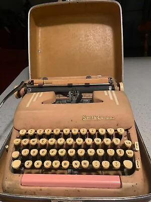 Vintage 1950’s Smith-Corona Silent-Super PINK Typewriter With Case • $301