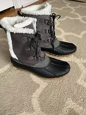 Eddie Bauer Ladies Boots Grey Duck Boot Size 10 NWOT • $37.95