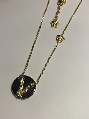 Versace Universal Medallion Necklace / 18”/ GV-N-174 • $99