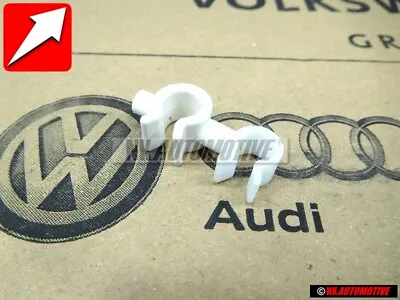 Original VW Cable Holder - 811971849 • $12.71