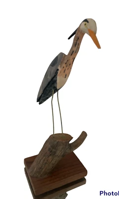 $39.99 • Buy VINTAGE Hand Carved & Painted WOOD Bird ON LOG W. Crossley  1976 HERON 7  TALL