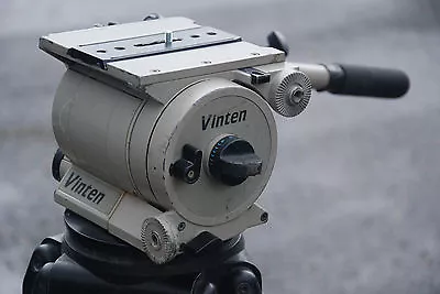 $3500 • Buy Vinten Vision 20 Tripod, Spreader, Heavy Duty, Tuffcase