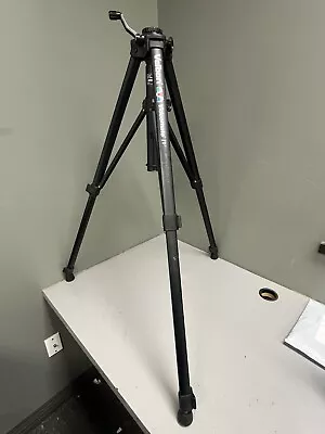 Velbon Videomate IV Professional Tripod • $42.50