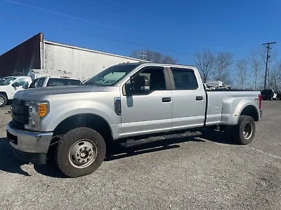 2019 Ford F-350 4x4 XL CREW CAB 6.2 AUTO 8FT DUALLY BED • $27990