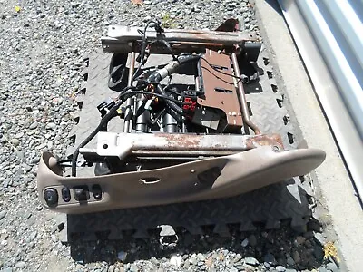 99 00 01 02 03 04 05 06 07 Ford Super Duty F250  Memory Power Seat Track Driver • $280