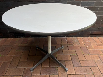 $450 • Buy Herman Miller MCM Eames Round Contract Table