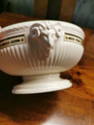 £23 • Buy Large Wedgwood Queen's Ware  Head Footed Bowl CARLTON- Diameter 22 