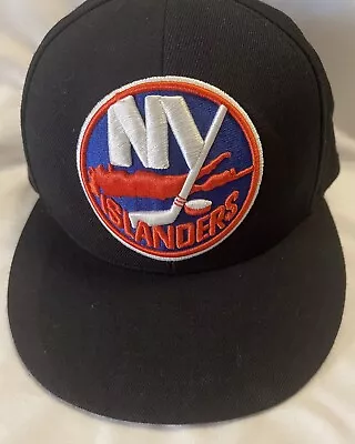 New York Islanders Mitchell & Ness Vintage Hockey Fitted Hat • $8.09